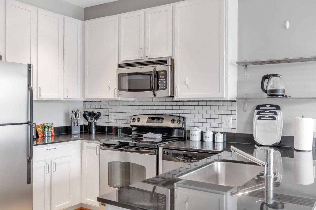 Beautiful Luxury 1Br In The Heart On Minneapolis Eksteriør bilde